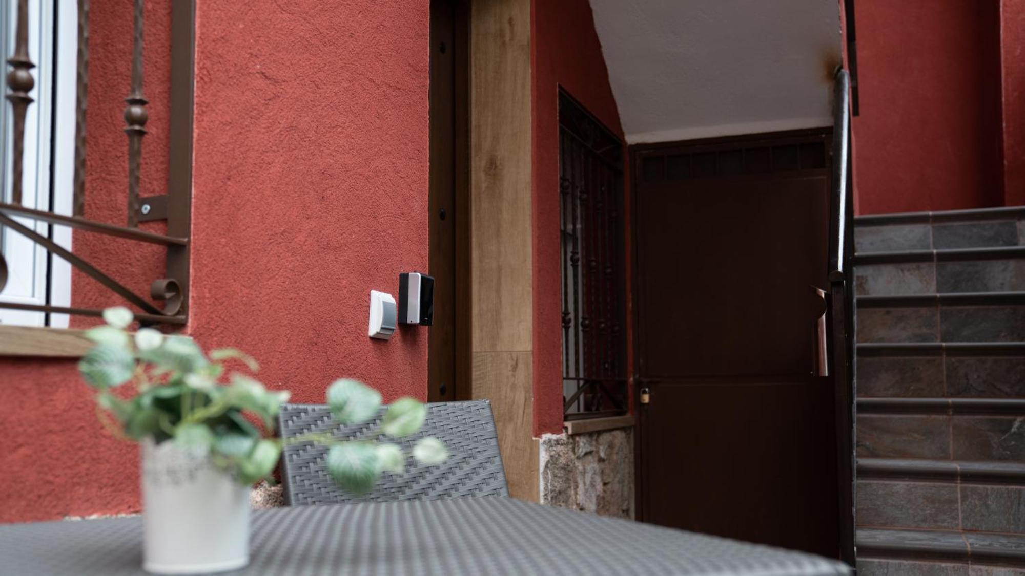 Apartamentos Praderas Pantano San Juan Pelayos de la Presa Bagian luar foto